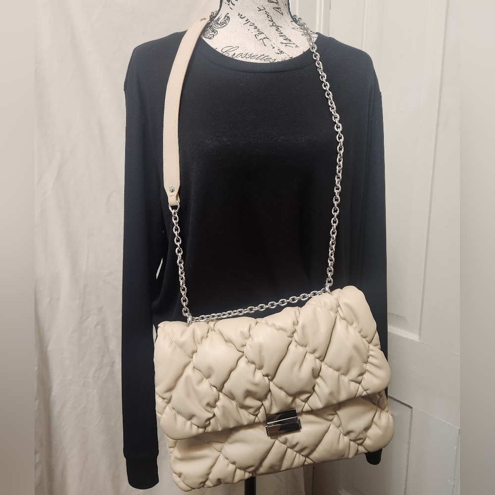 H&M Cream Quilted Puffer Shoulder Bag Silvery Chain Strap NEW!